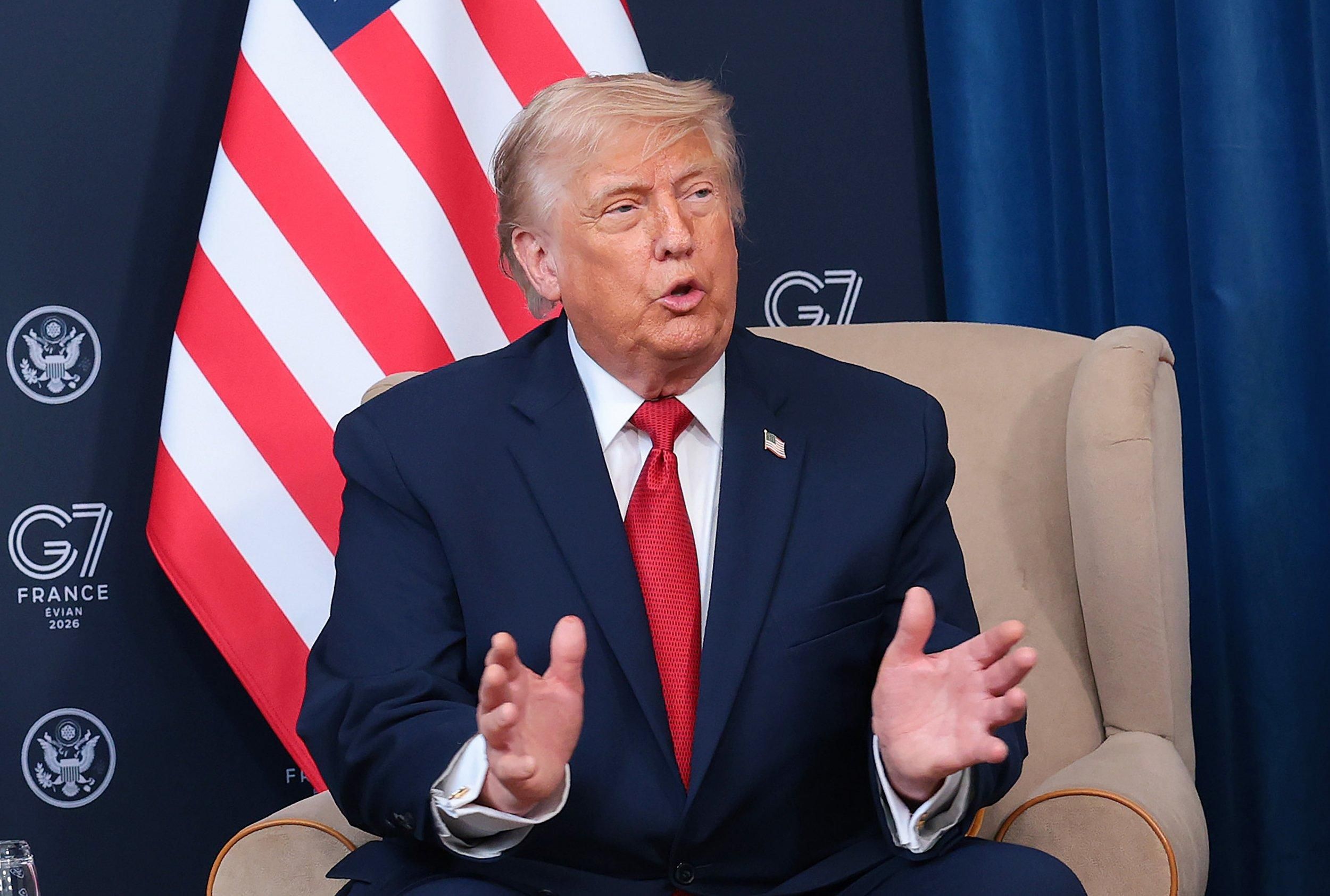 Трамп закликав президента ФІФА передати право проведення ЧС-2030 США – відома причина