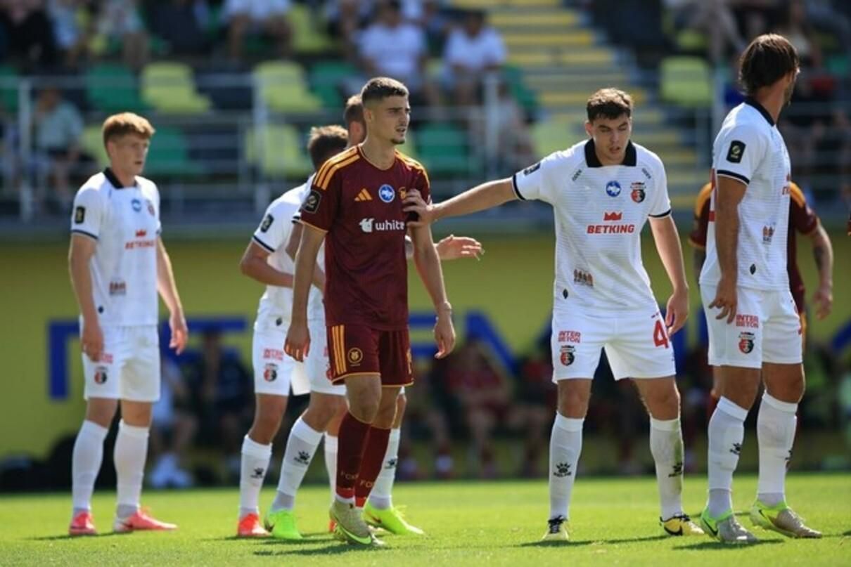 Гол на останній хвилині у відеоогляді матчу УПЛ Харків – Верес – 1:0