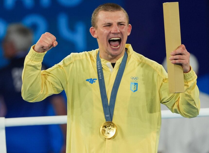 Хижняк – Паласіо: онлайн-трансляція титульного бою олімпійського чемпіона