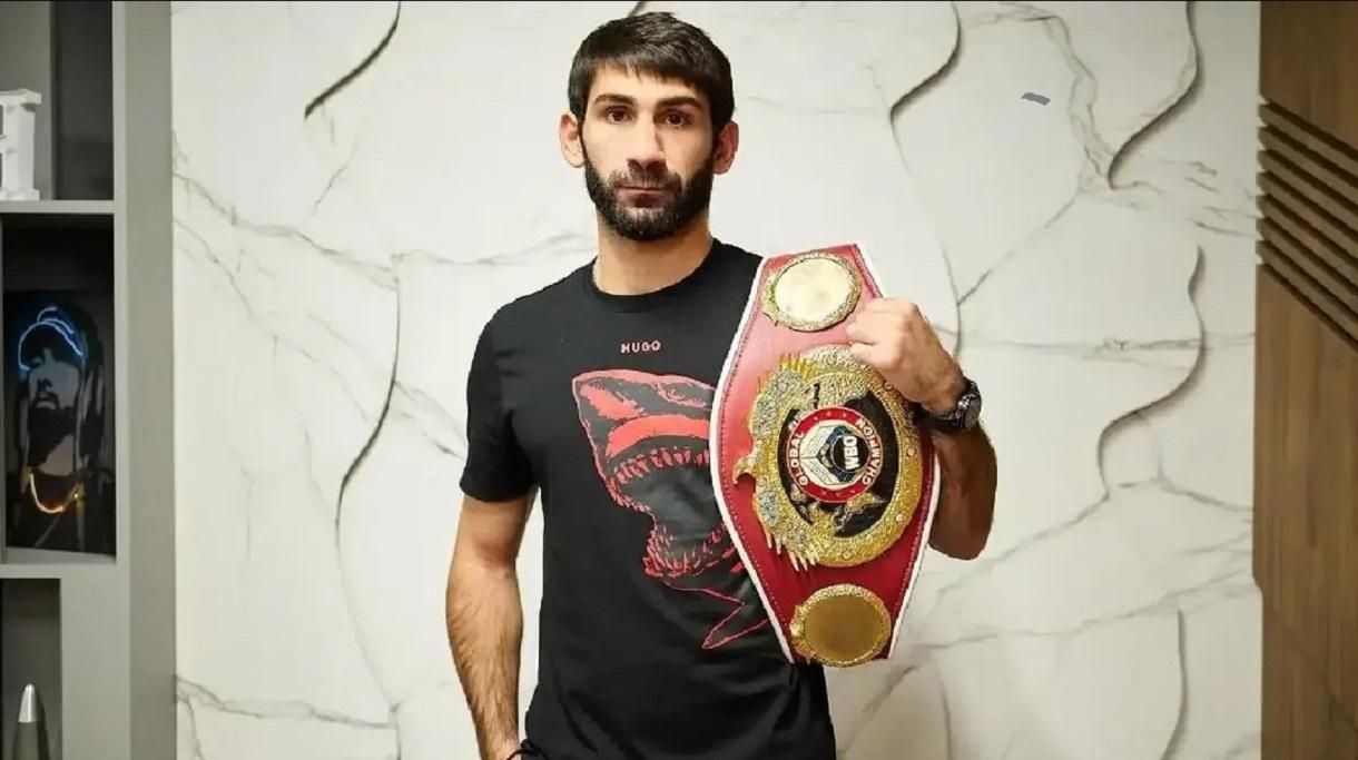 Український боксер-чемпіон повернув собі пояс і позбувся дискваліфікації