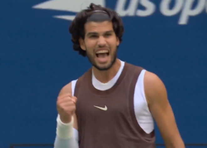 Алькарас розгромив У Їбіна і вийшов в 1/8 фіналу US Open після 4-місячної паузи