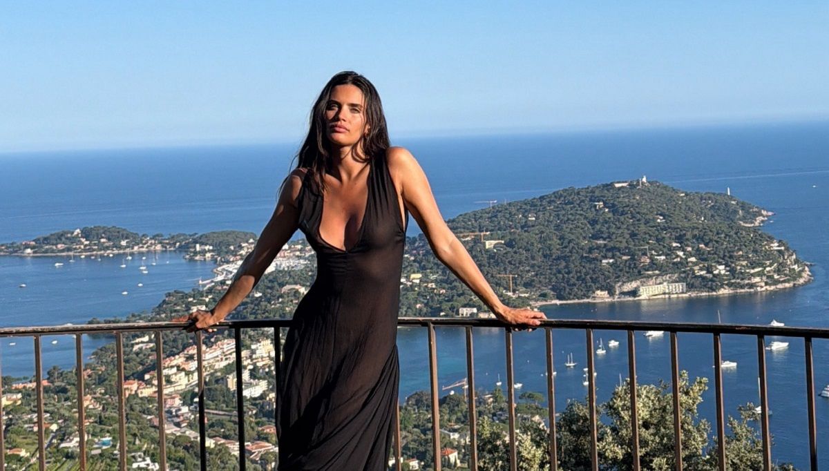 Автор вирішального голу у фіналі ЧС-2026 засвітився з моделлю Victoria’s Secret і спровокував чутки про роман (ВІДЕО)
