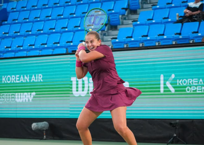 Донька українського футболіста програла триразовій переможниці Australian Open і вибула з Пекіна